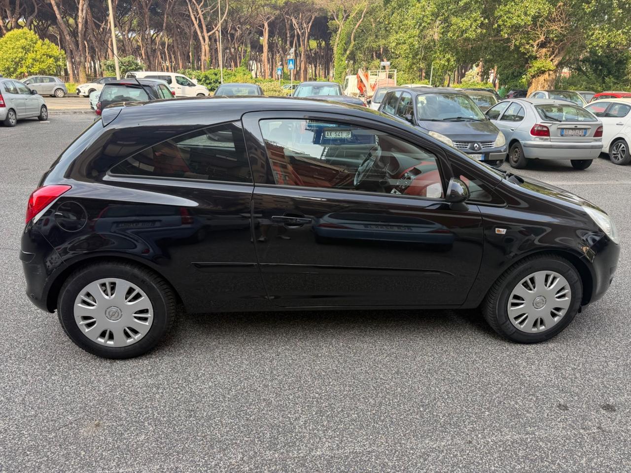 Opel Corsa 1.2 3 porte Enjoy