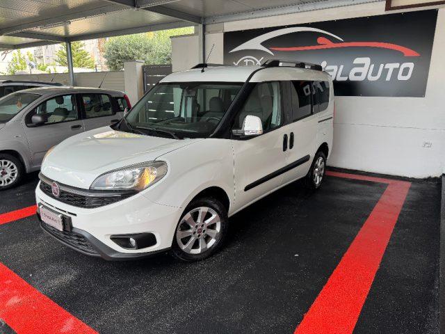 FIAT Doblo 7 Posti 1.4 T-Jet 16V Natural Power Lounge