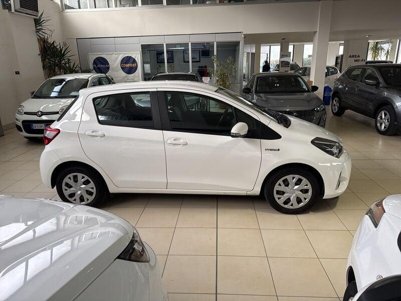 Toyota Yaris 1.5 Hybrid 5 porte Business 75 CV