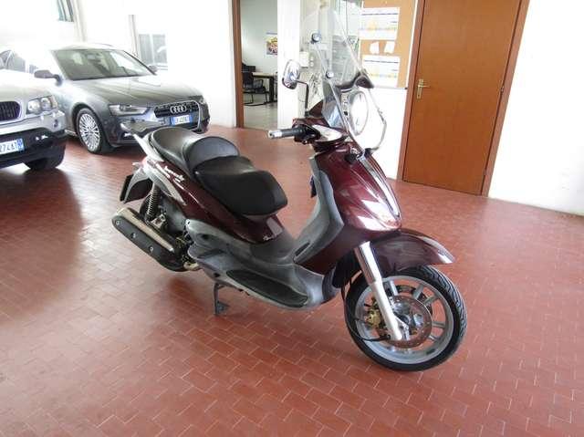 Piaggio Beverly 500