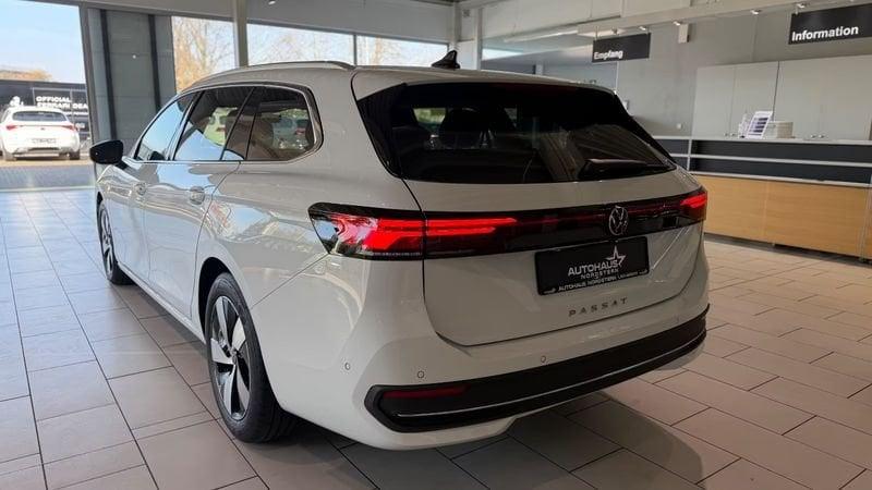 Volkswagen Passat Variant 2.0 TDI SCR EVO 110kW Business DSG Camera 360° LED 17"