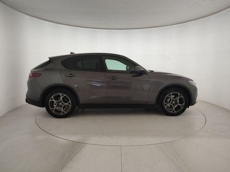 Alfa Romeo Stelvio 2.2 t Executive Q4 190cv auto