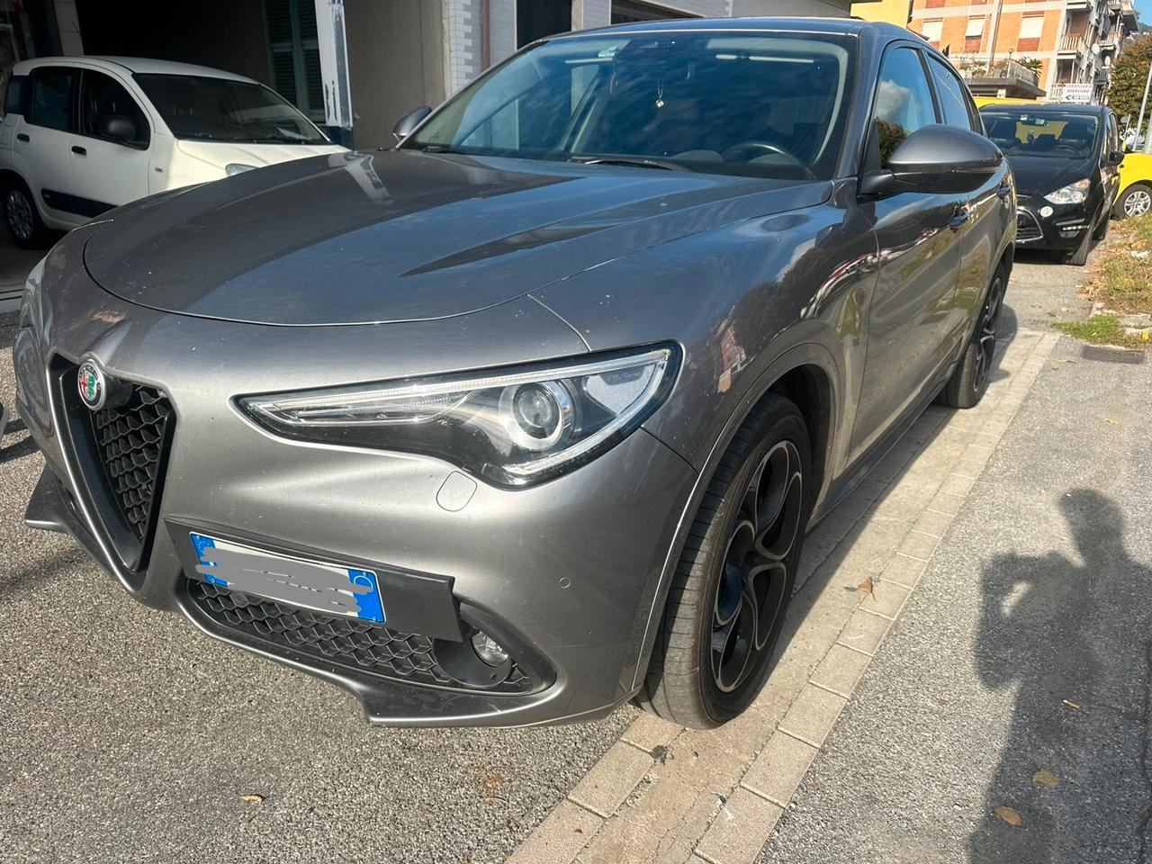 Alfa Romeo Stelvio 2.2 Turbodiesel 210 CV AT8 Q4 Veloce