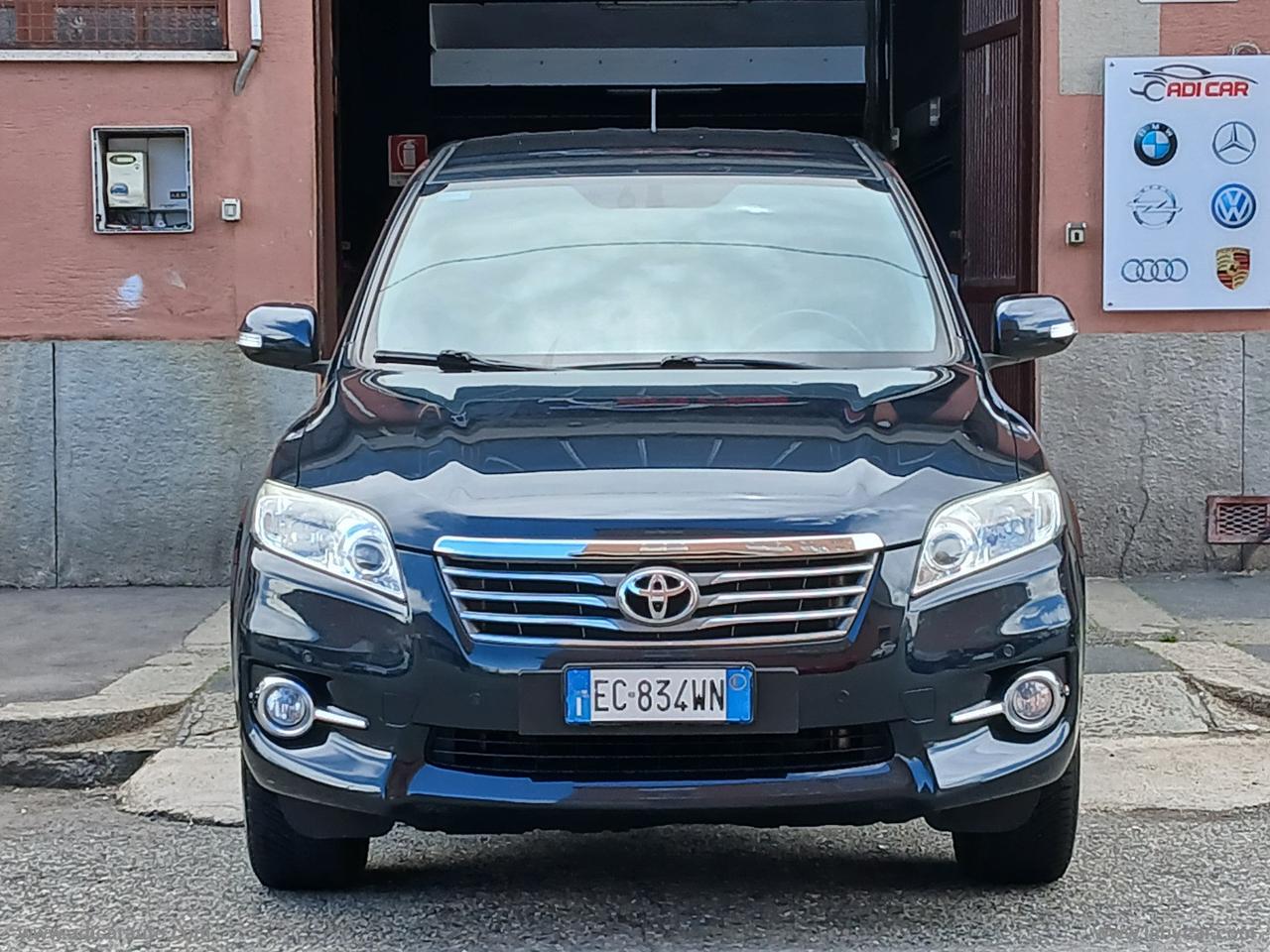 TOYOTA RAV4 Crossover 2.2 D-4D 150 CV Exclusive