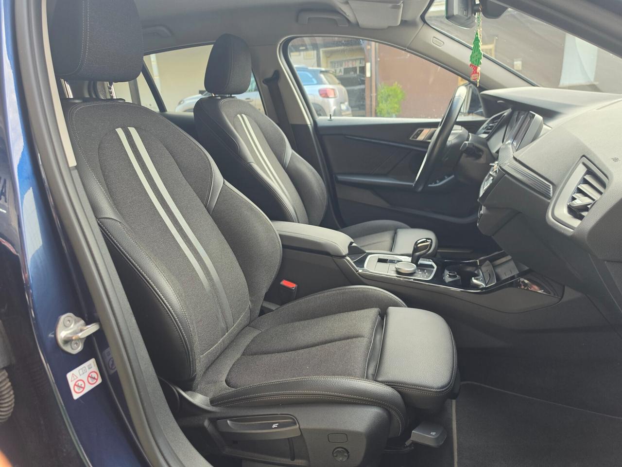 Bmw 120 120d xDrive 5p. Luxury
