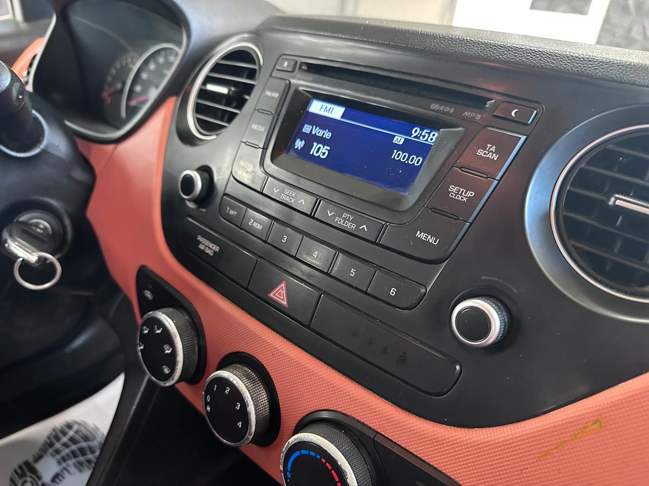Hyundai i10 1.0 MPI Login
