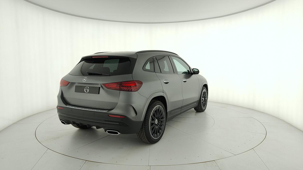 Mercedes-Benz GLA 200 d automatic
