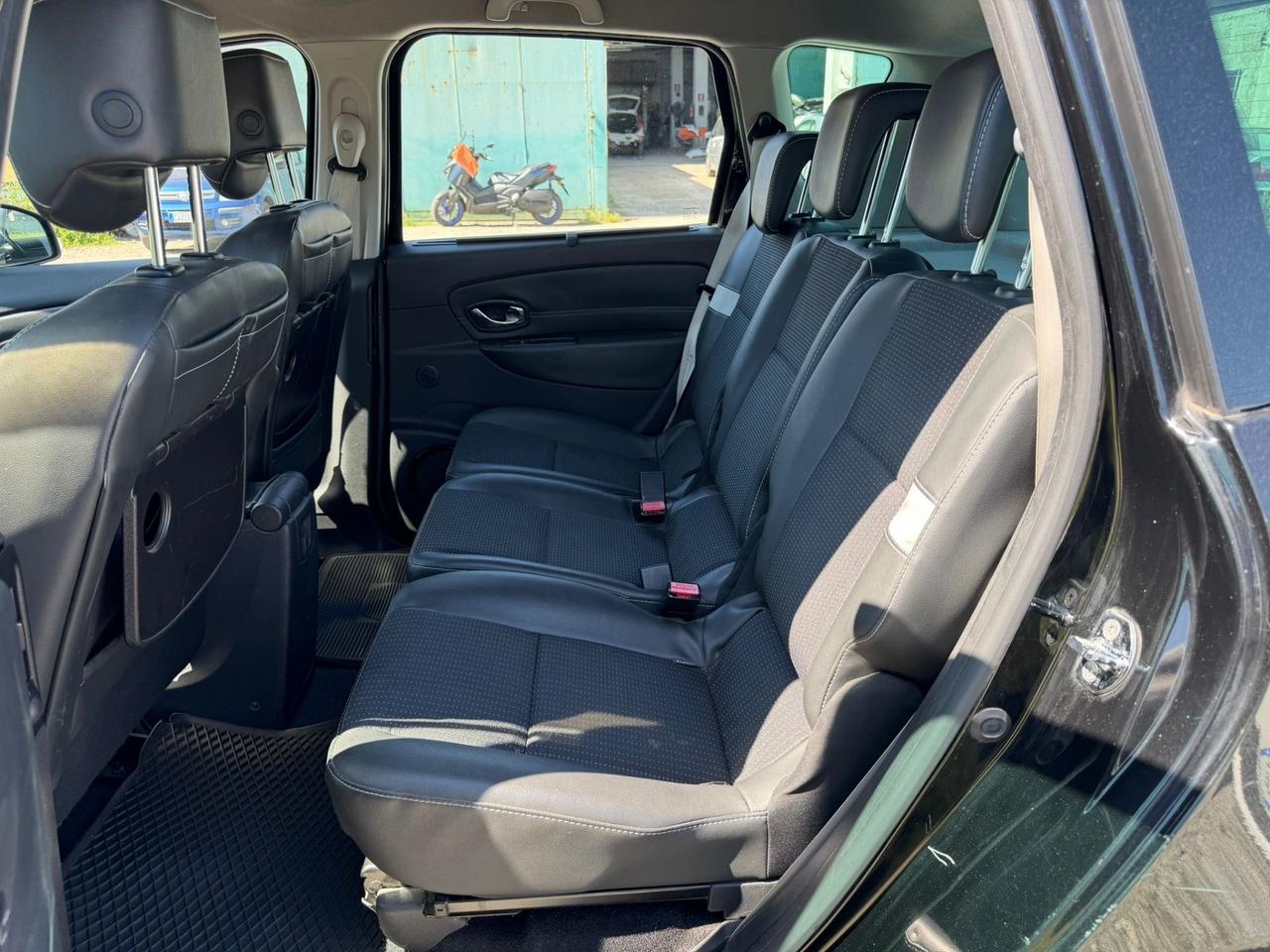 Renault Scénic XMod 1.5 Diesel Bose