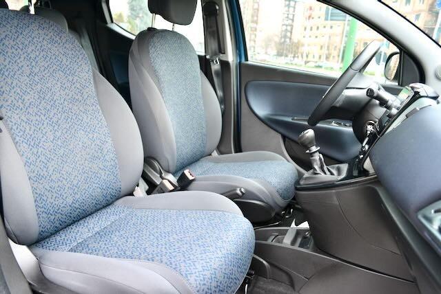 Lancia Ypsilon 1.0 FireFly 5 porte S&S Hybrid Gold