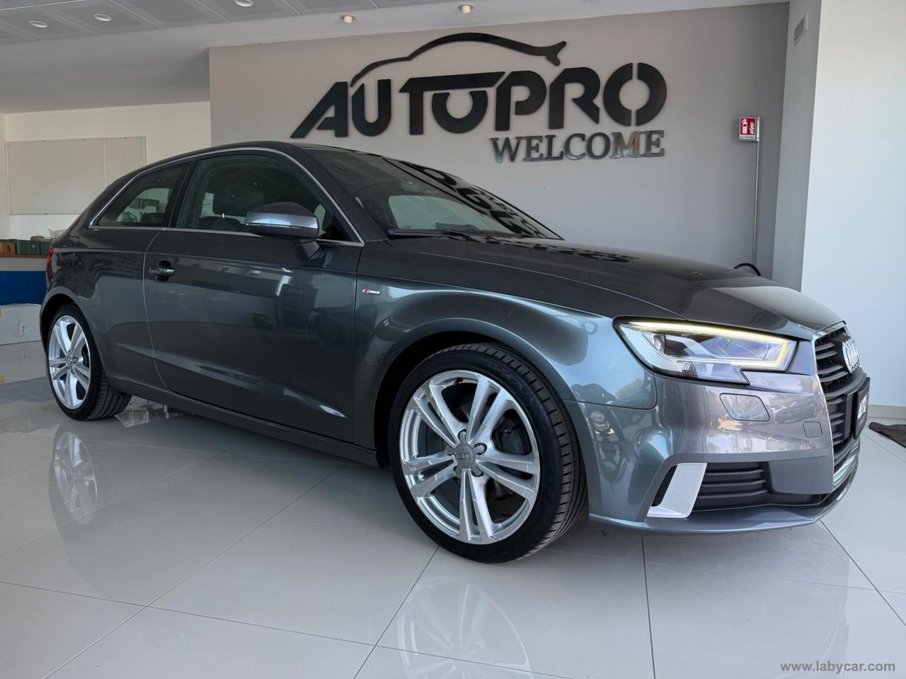 AUDI A3 2.0 TDI S tronic Sport S-LINE