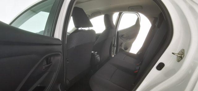 TOYOTA Yaris 1.5 Hybrid 5 porte Business