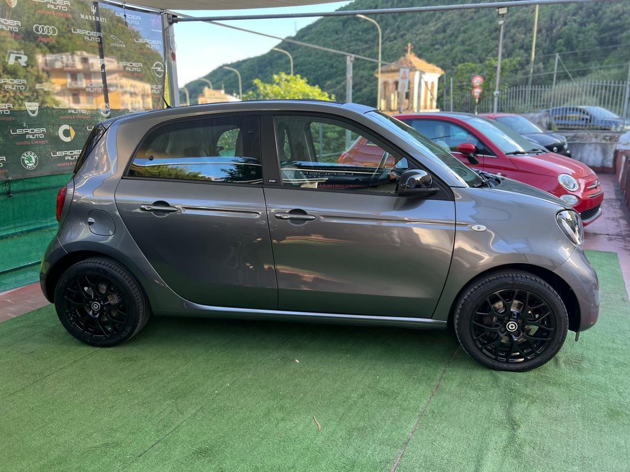 Smart ForFour 0.9 90cv - cabrio -pelle -automatica - Full Optional