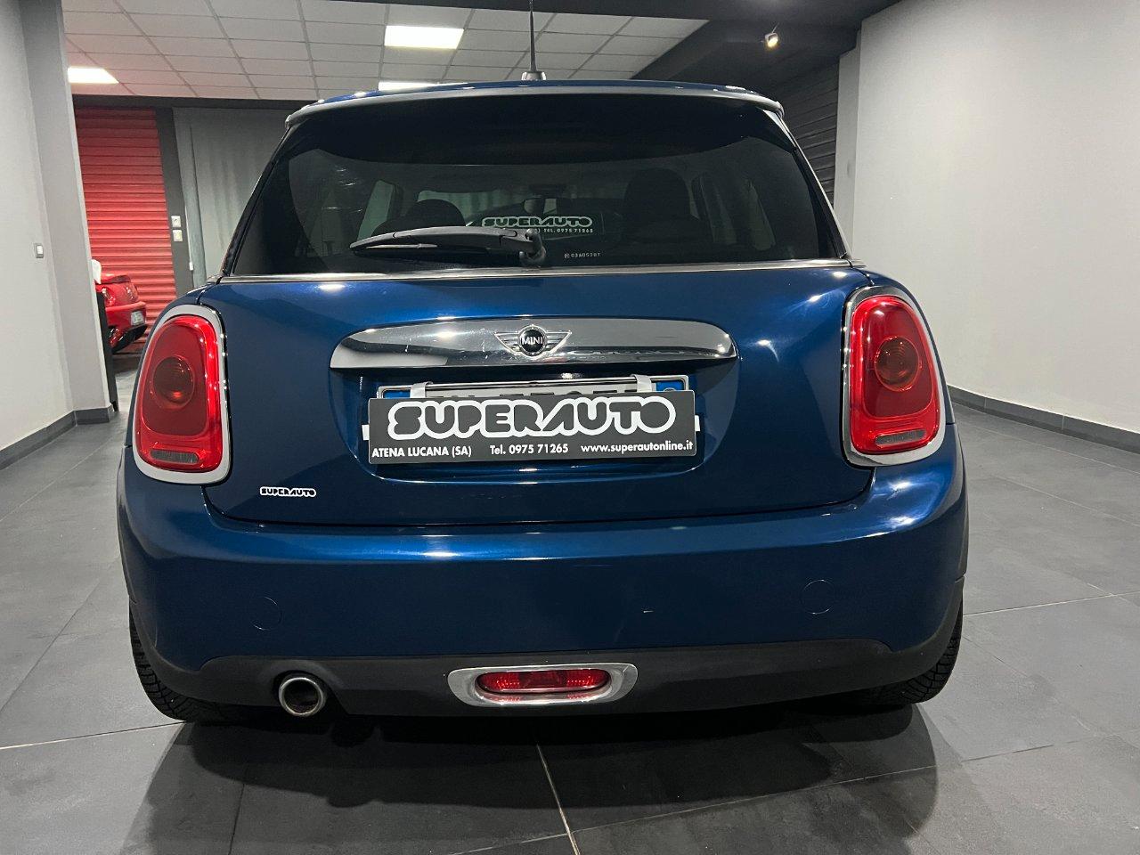 Mini 3 Porte Cooper D 1.5 D. 3P CAMBIO AUTOMATICO