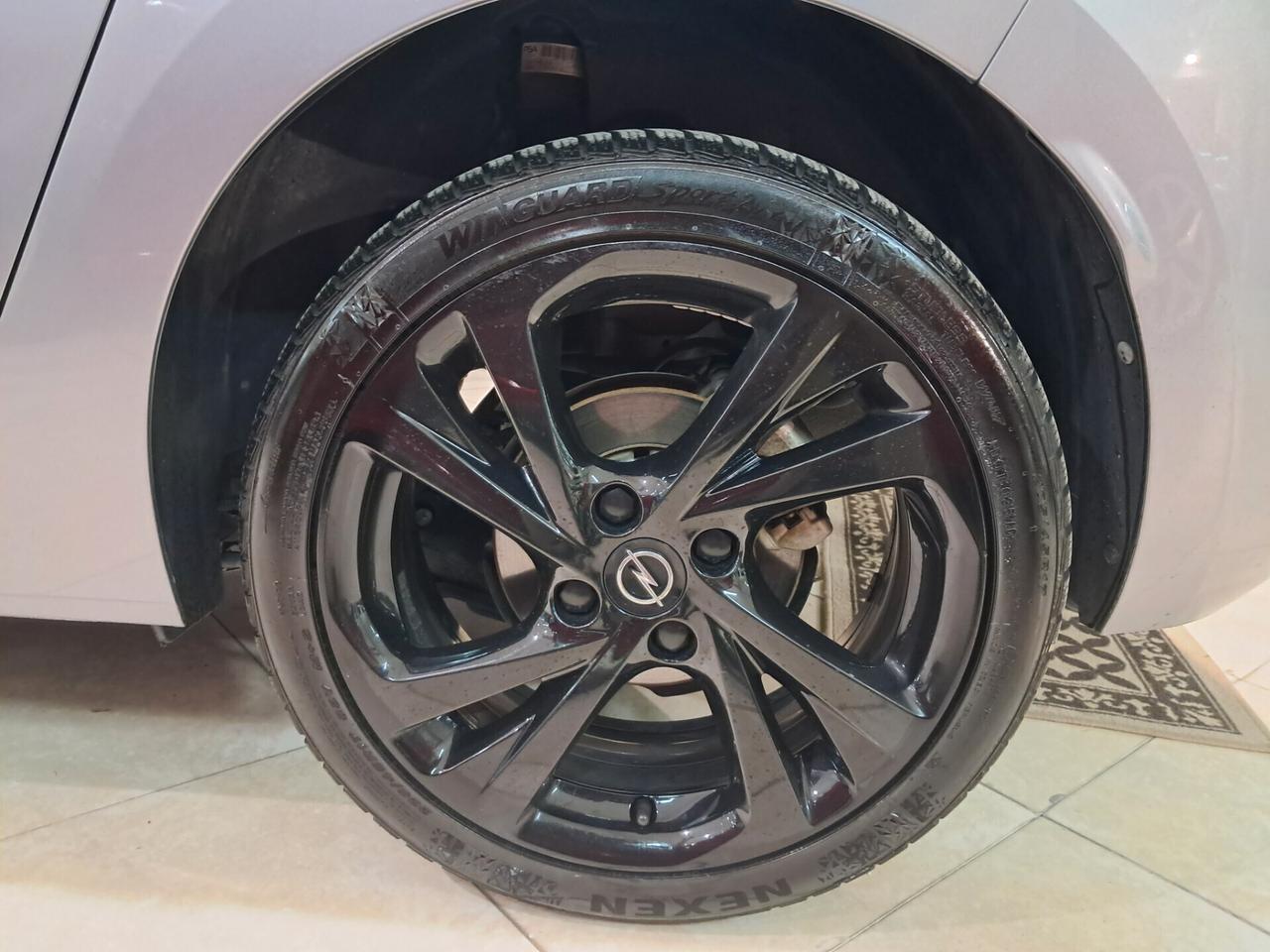 Opel Corsa 1.2 100 CV GS Line +