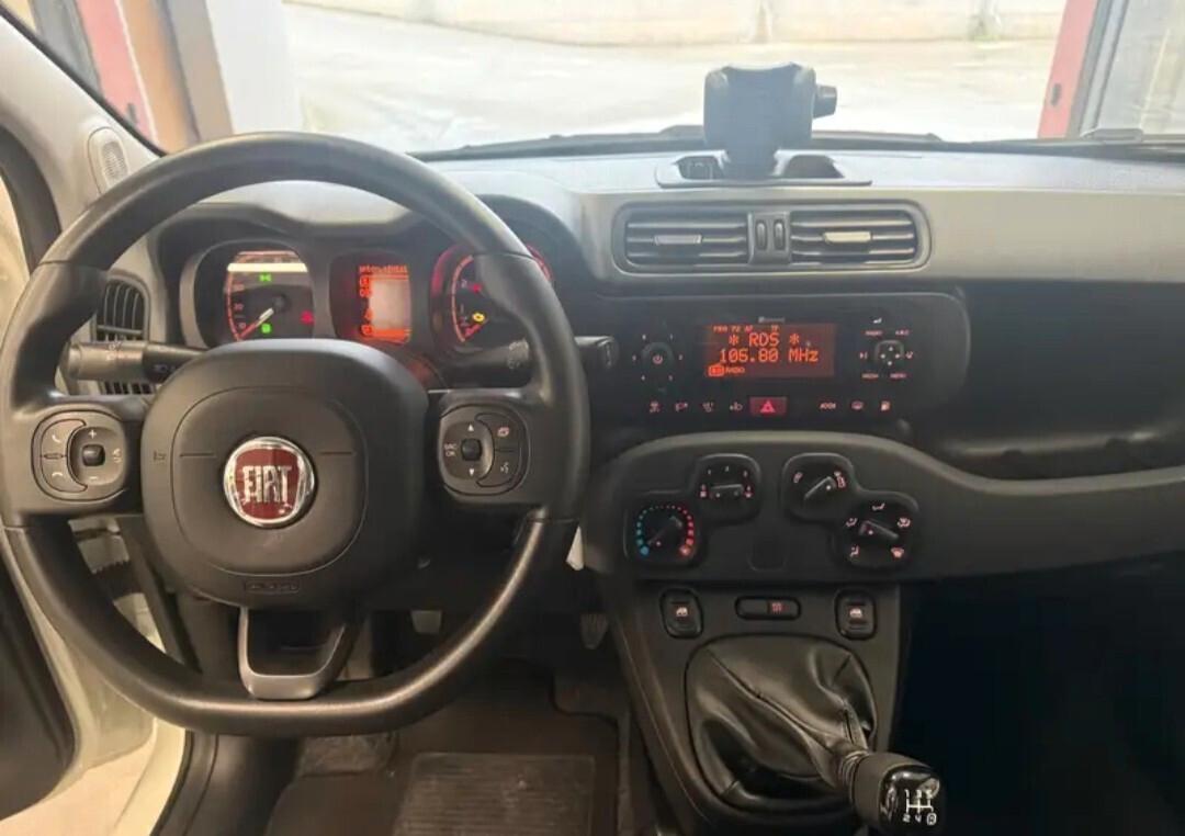 Fiat Panda 1.2 benzina finanziabile con garanzia