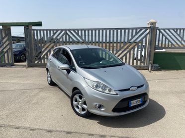 Ford Fiesta 1.4 TDCi 68CV 5 porte Titanium