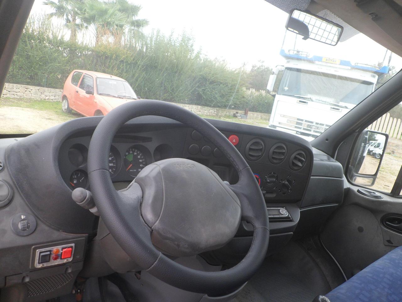 Iveco Daily 35c12 ribaltabile trilaterale