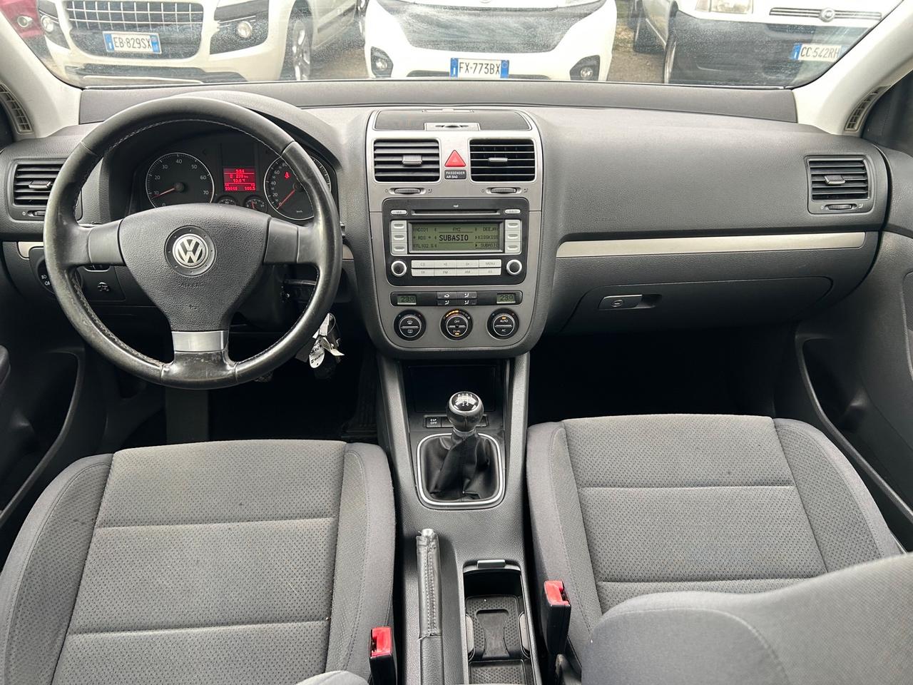 Volkswagen Golf 1.6 Benzina 99000km