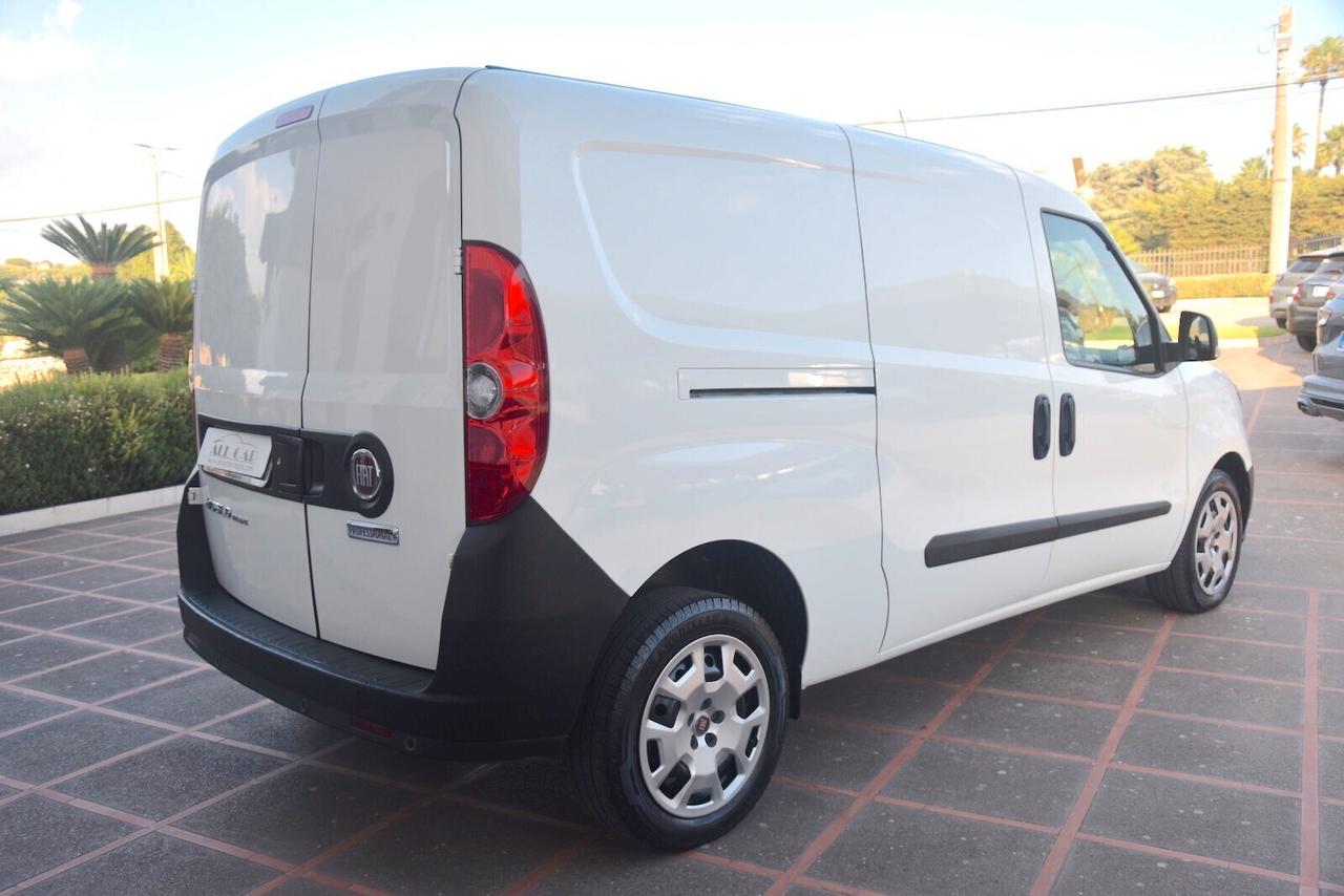 Fiat Doblo Maxi 1.6 mtj 105cv Lounge 3 posti