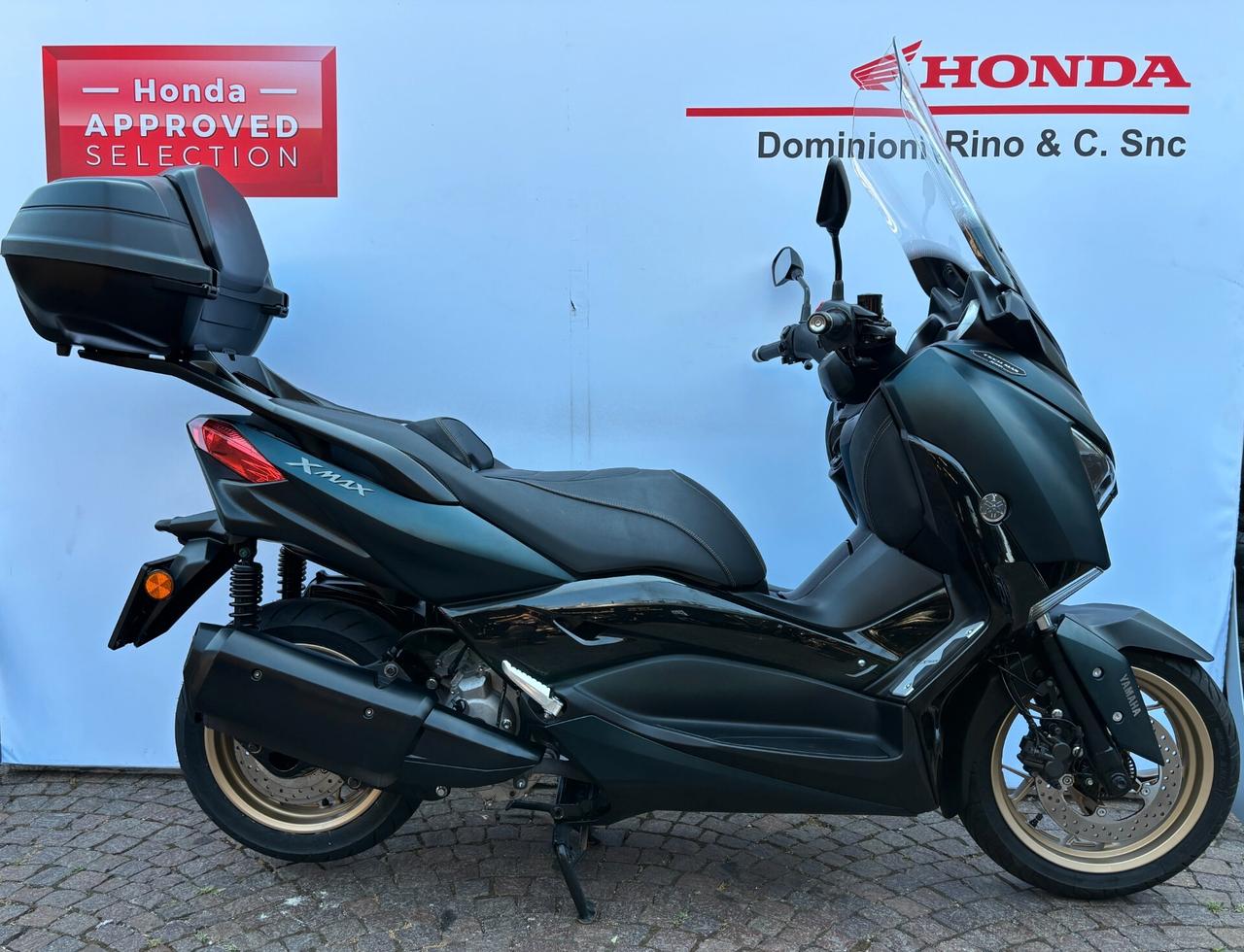 Yamaha X-Max 300 Tech Max