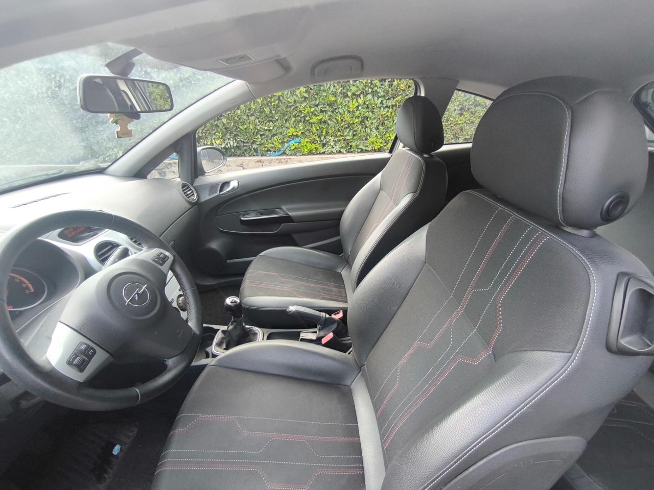 OPEL CORSA 1,2 BENZINA- KM 110000- OK NEOPATENTATI