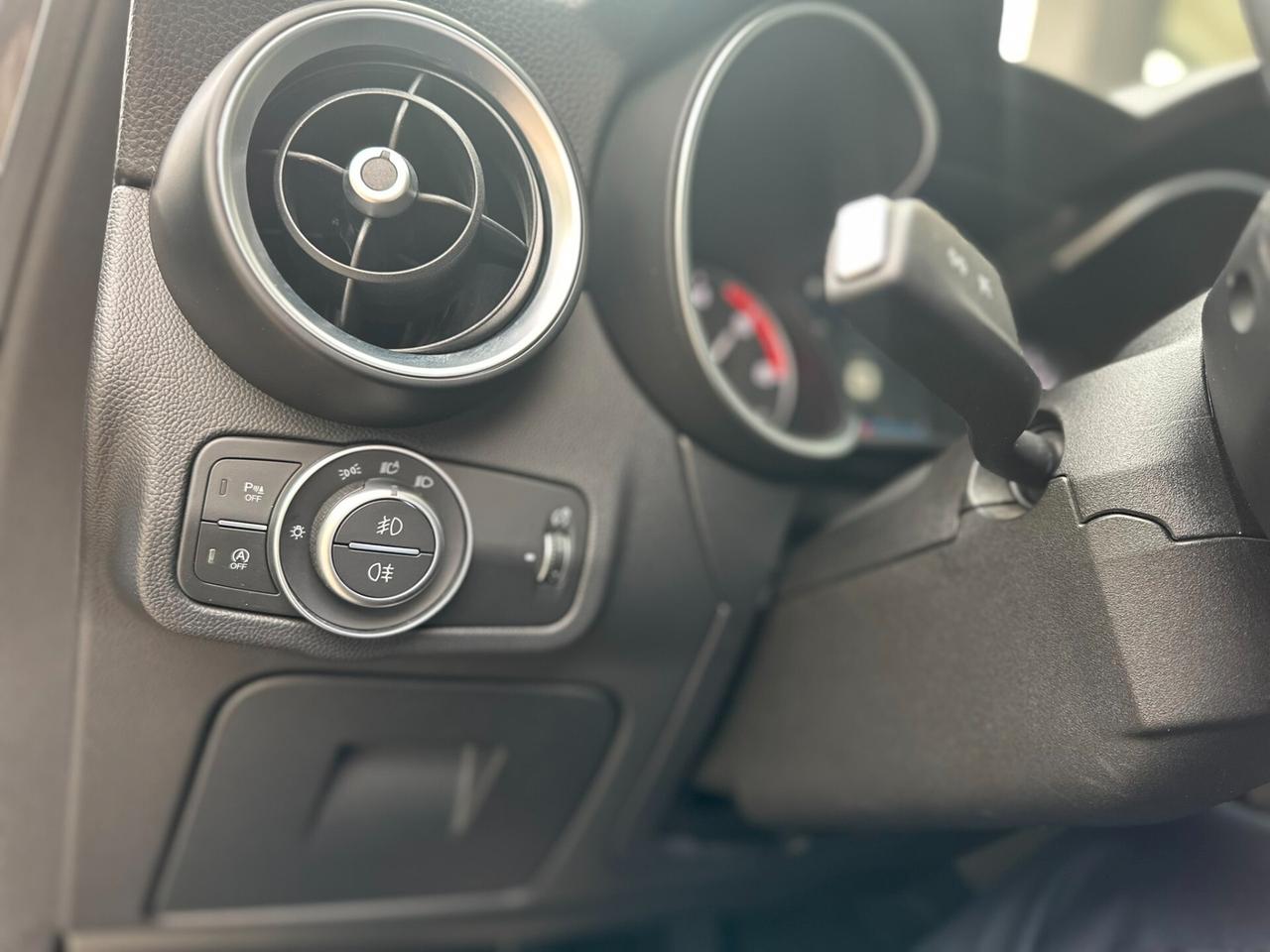 Alfa Romeo Stelvio 2.2 Turbodiesel 210 CV AT8 Q4 Executive