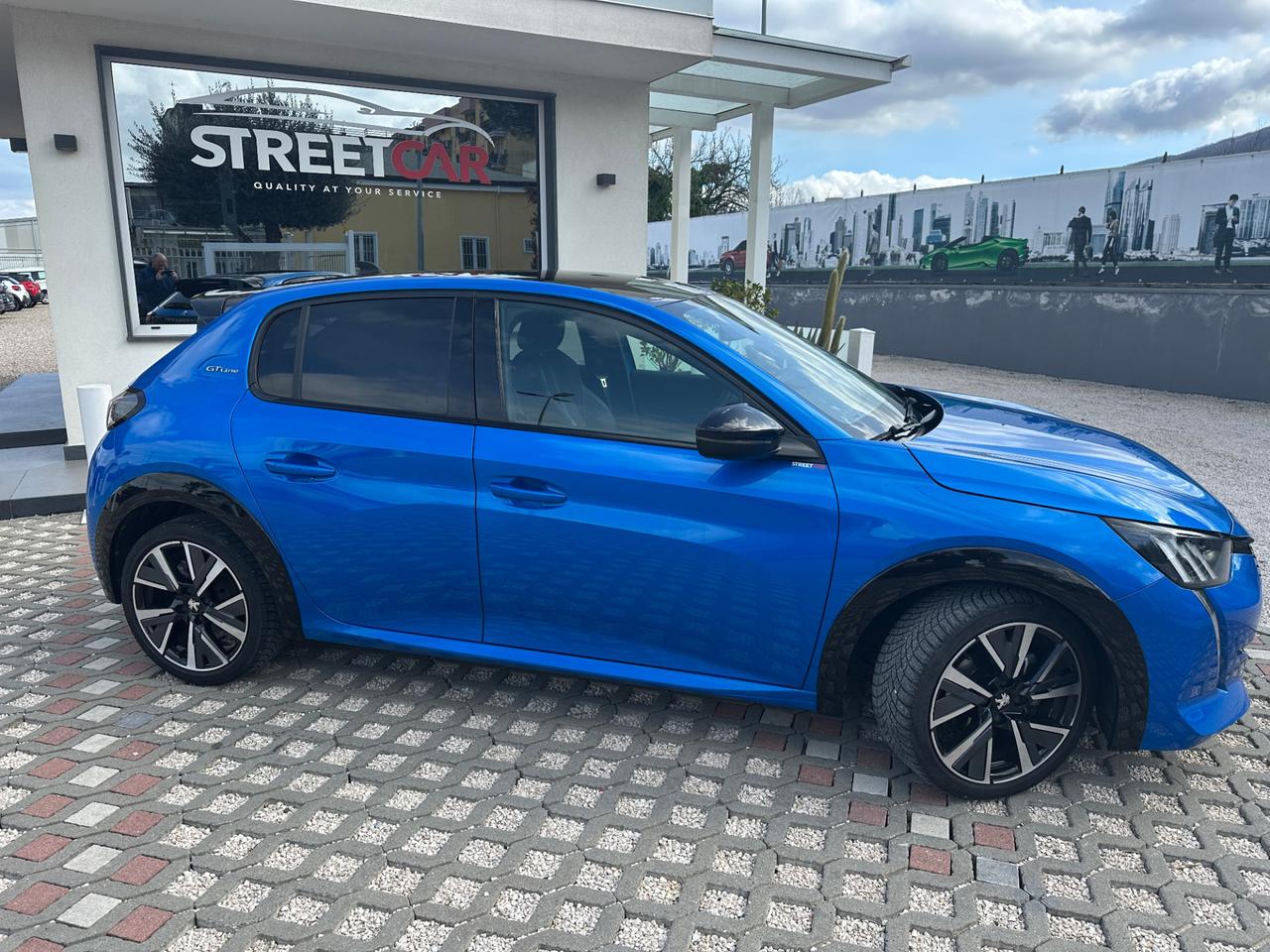 Peugeot 208 1.2 puretech GT Line s&s 100cv eat8