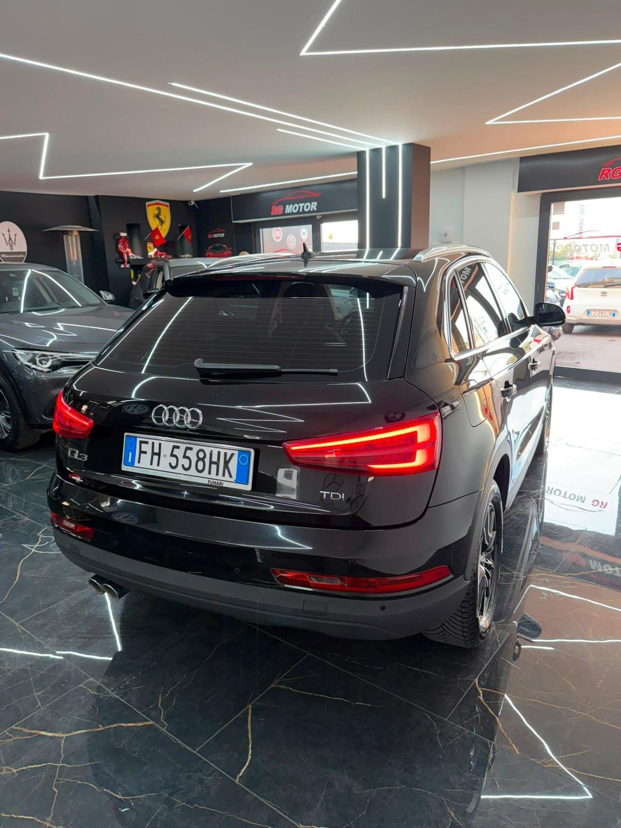 Audi Q3 2.0 TDI 120 CV S tronic Sport