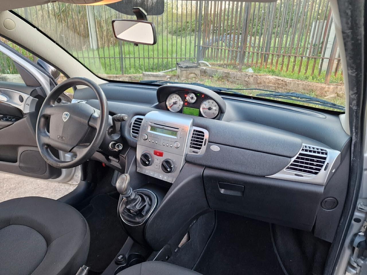 LANCIA YPSILON 1.4 Unyca Ecochic GPL - 2011