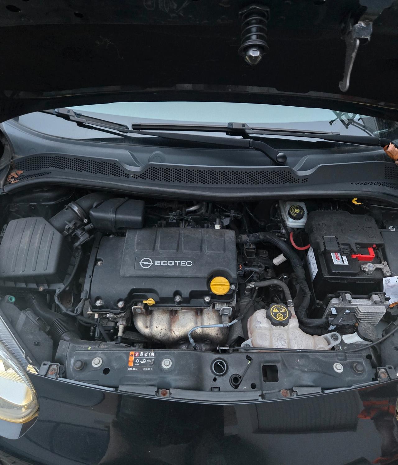 Opel Adam 1.4 100 CV White/Black Link