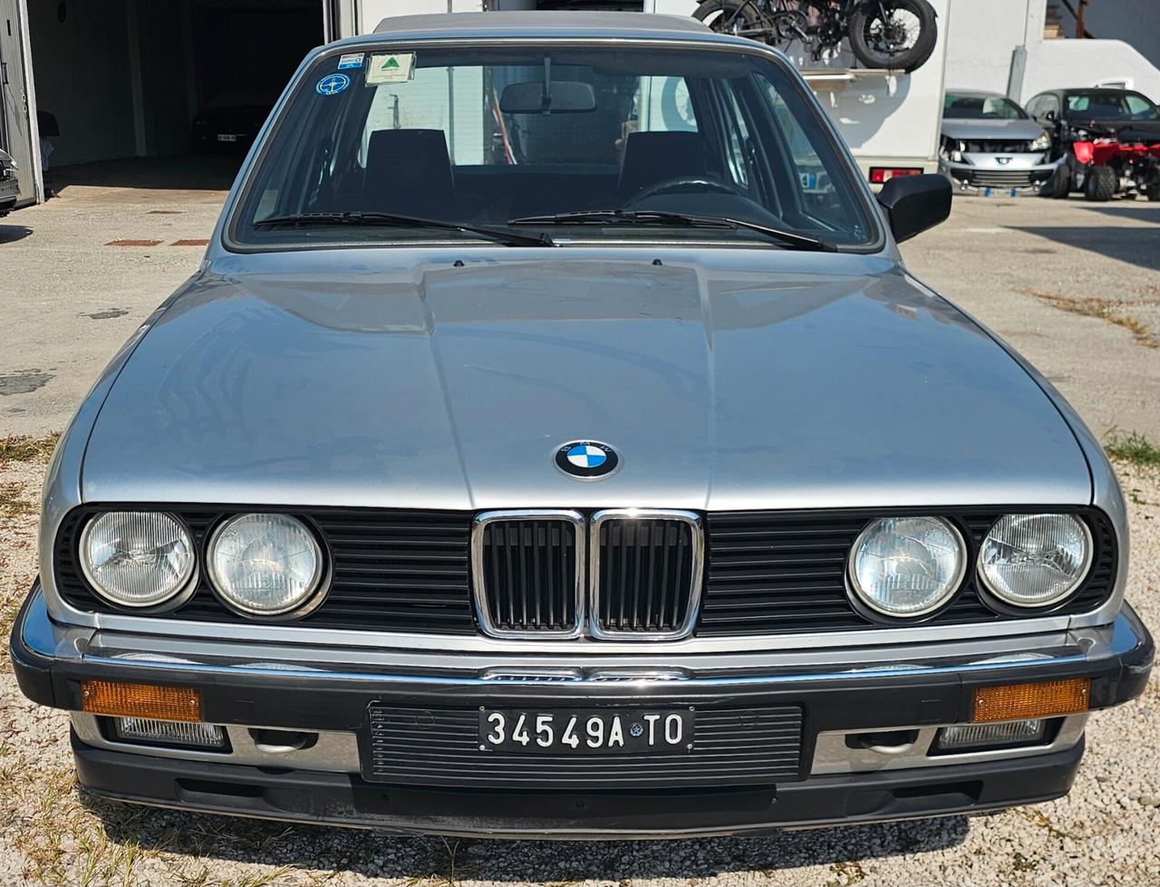 Bmw 318 5 PORTE NEOPATENTATI