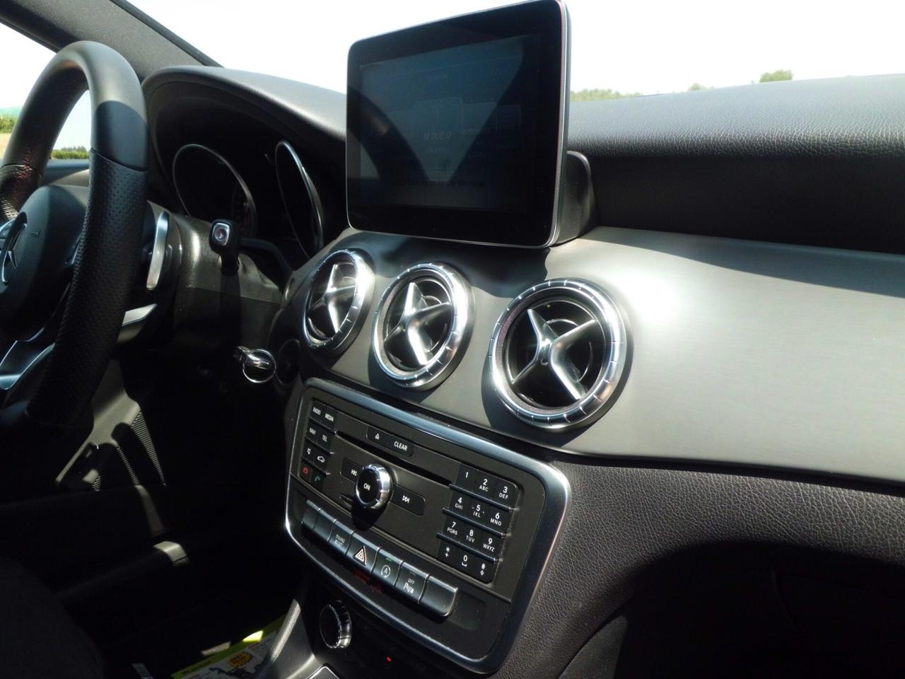 Mercedes-benz CLA 200 d Automatic Premium