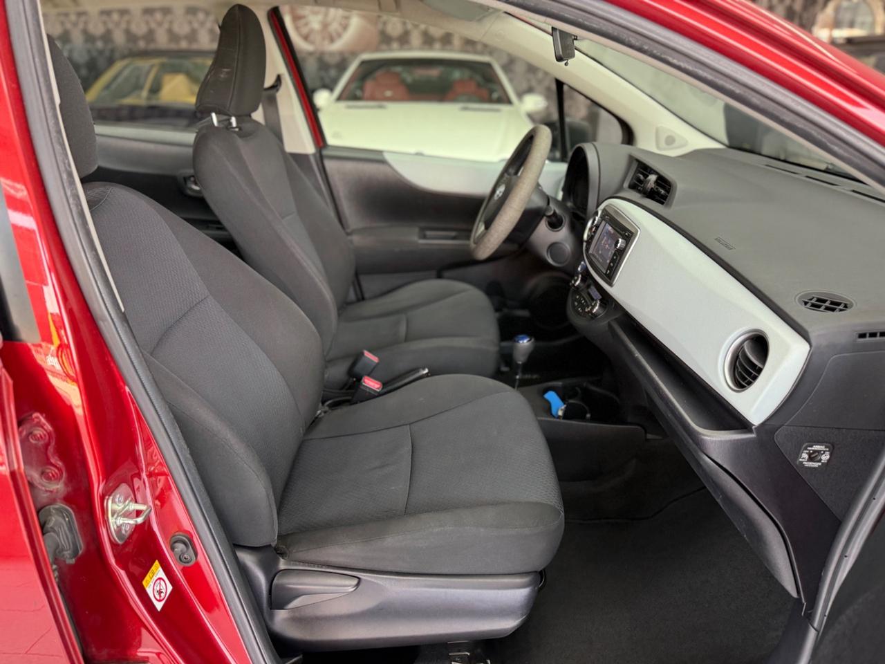 Toyota Yaris 1.5 Hybrid 5 porte Lounge
