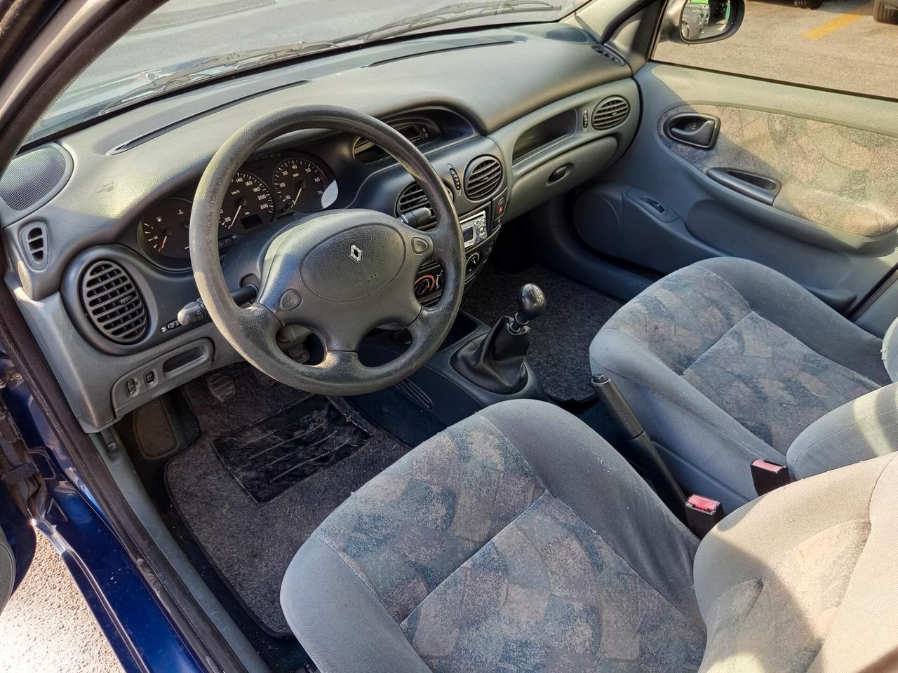 Renault Mégane Classic 1.6 RT