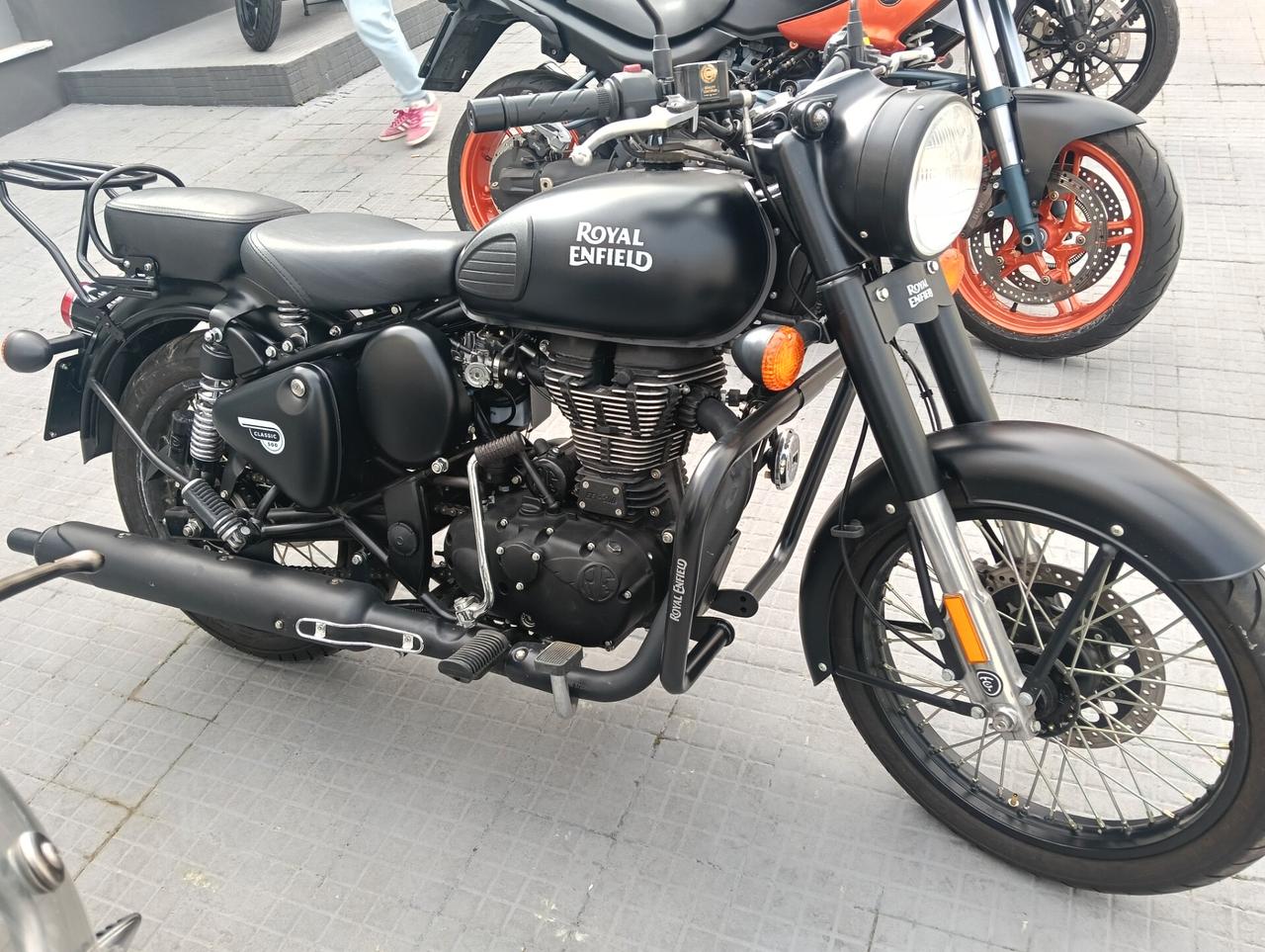 Royal Enfield Bullet Classic EFi