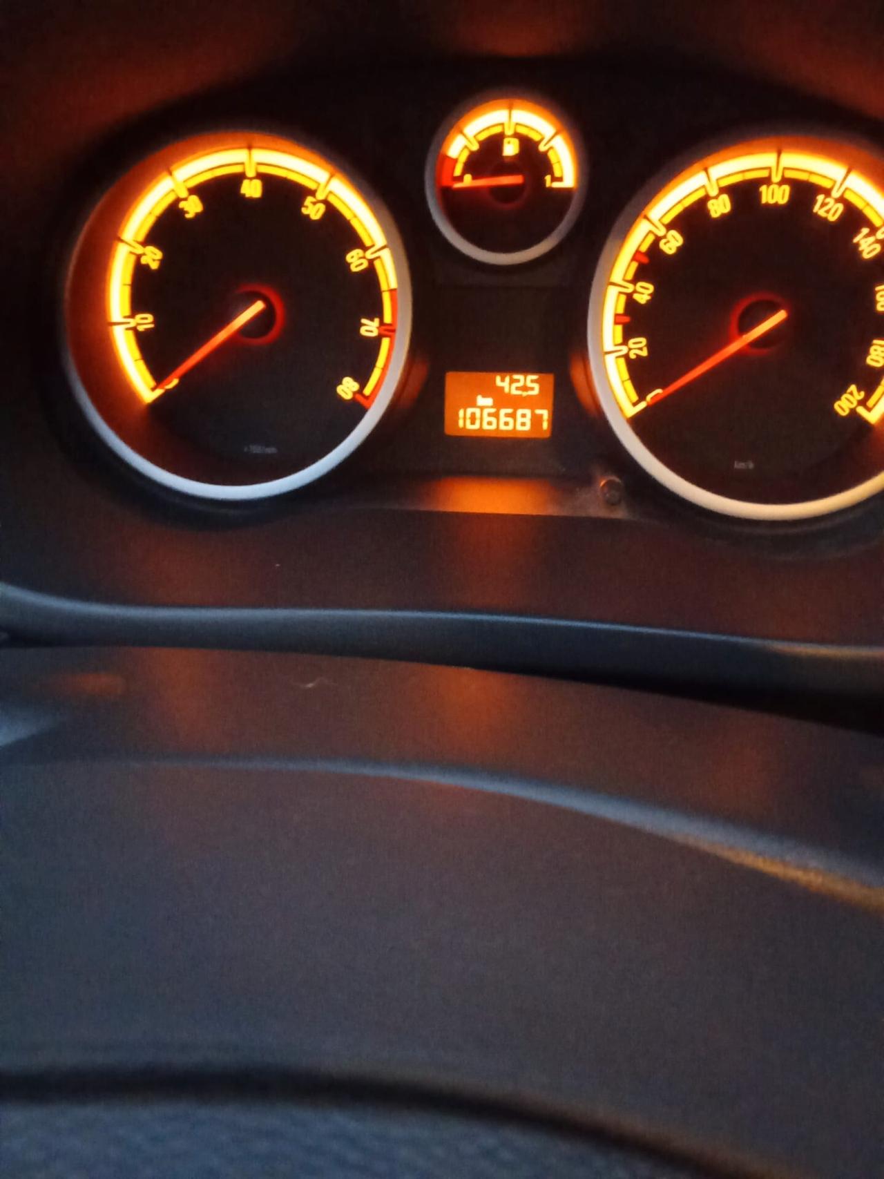 Opel Corsa 1.2 3 porte
