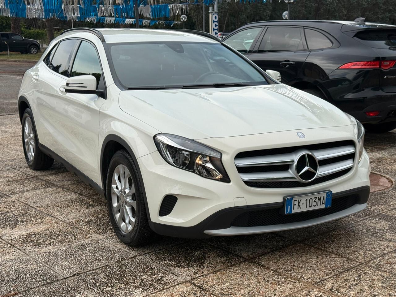 " DA VETRINA " Mercedes-benz GLA 180 d Business