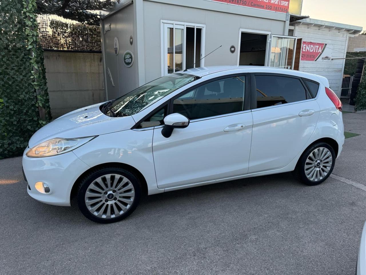 Ford Fiesta 1.4 TDCi 68CV 5 porte Titanium 2009