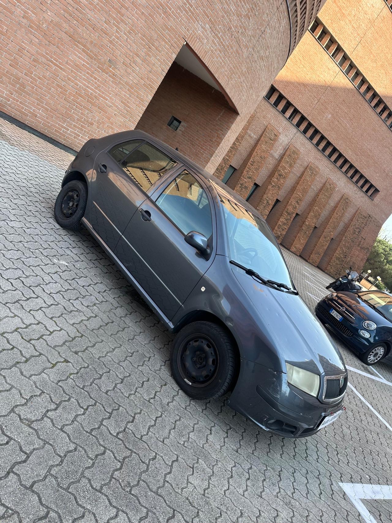 Skoda Fabia 1.2 12V 70CV 5p. Style