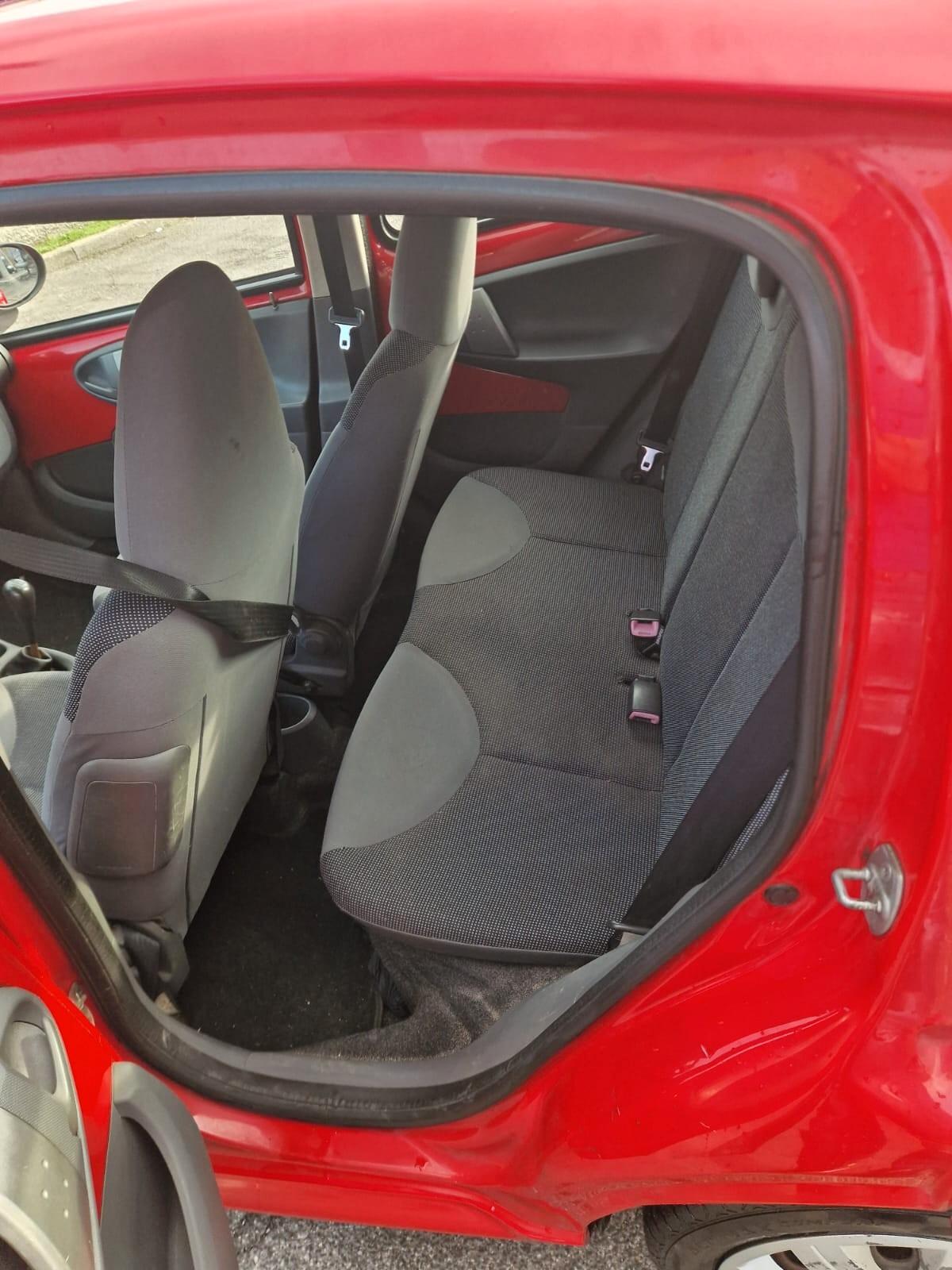 Peugeot 107 1.0 68CV 5p. Plaisir