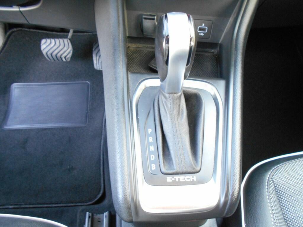 Renault Captur 1.6 Hybrid Intens E-Tech Auto