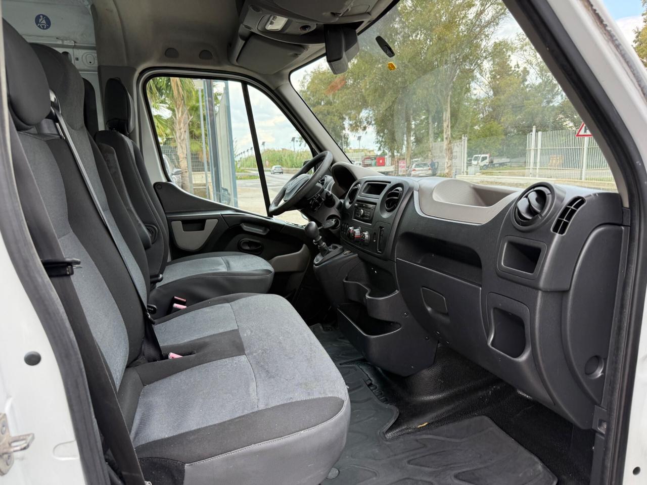 Renault Master 7 Posti Maxi