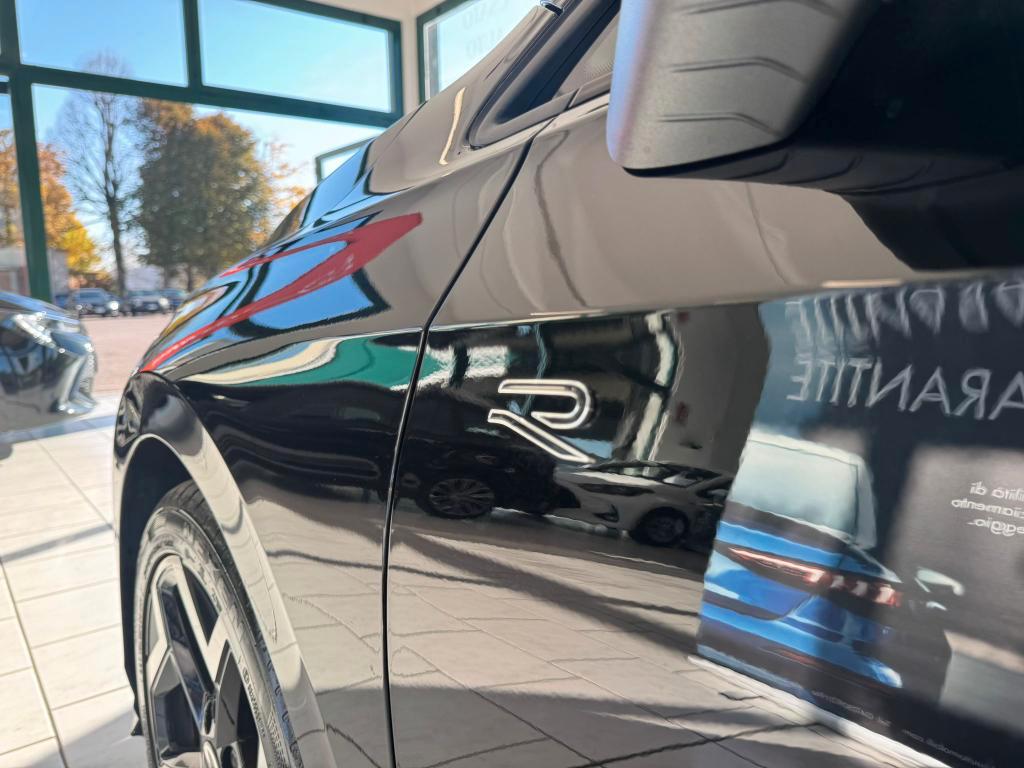 Volkswagen Golf 2.0 tdi R-Line 150cv dsg