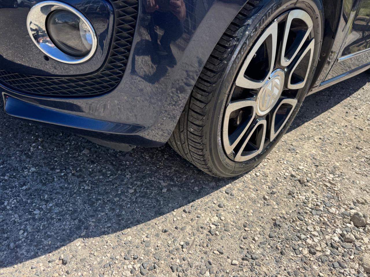 Volkswagen up! 1.0 75 CV 5p. high neopatentati