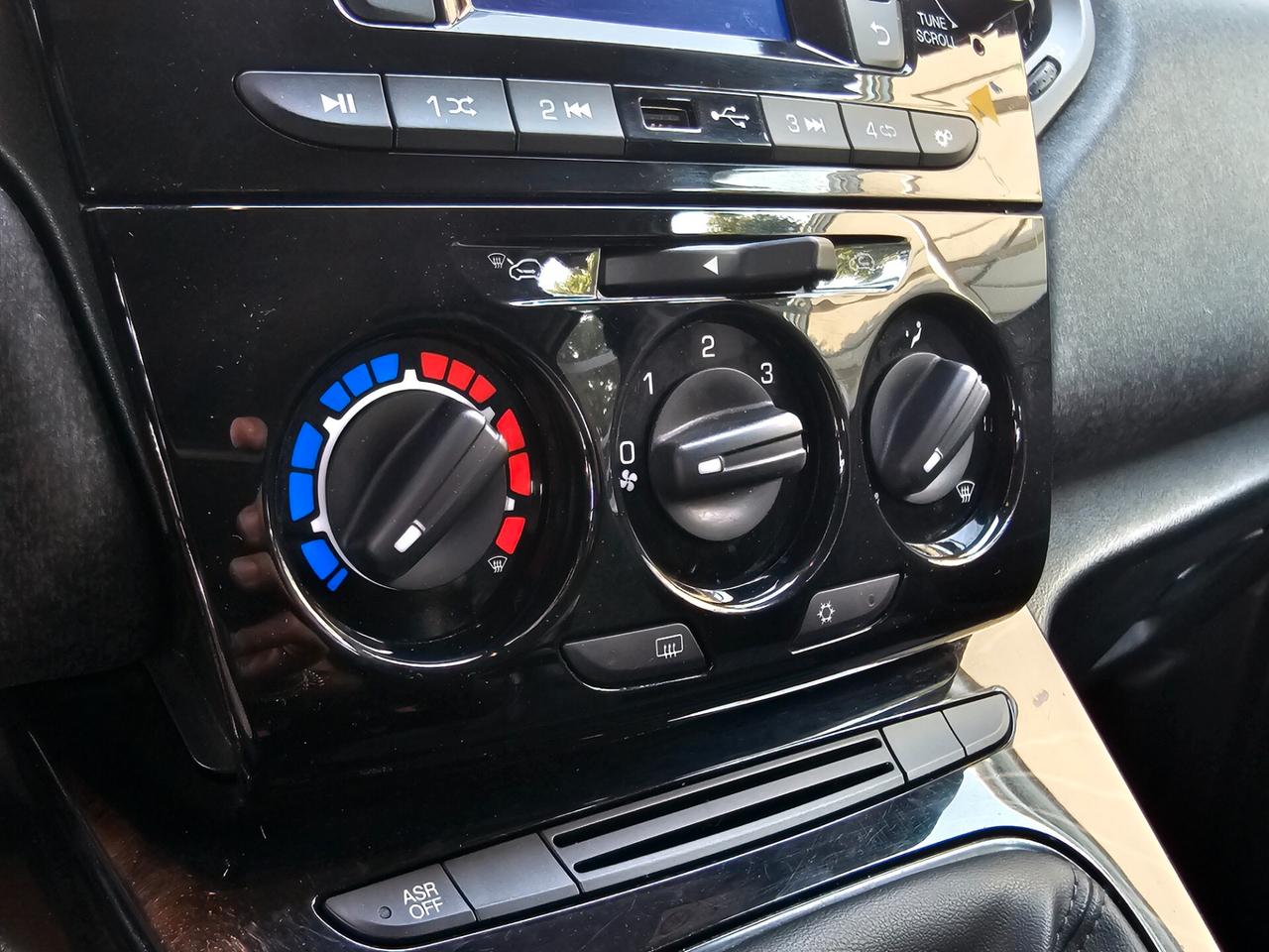 Lancia Ypsilon 1.2 GPL Ecochic Elefantino Blu 5P