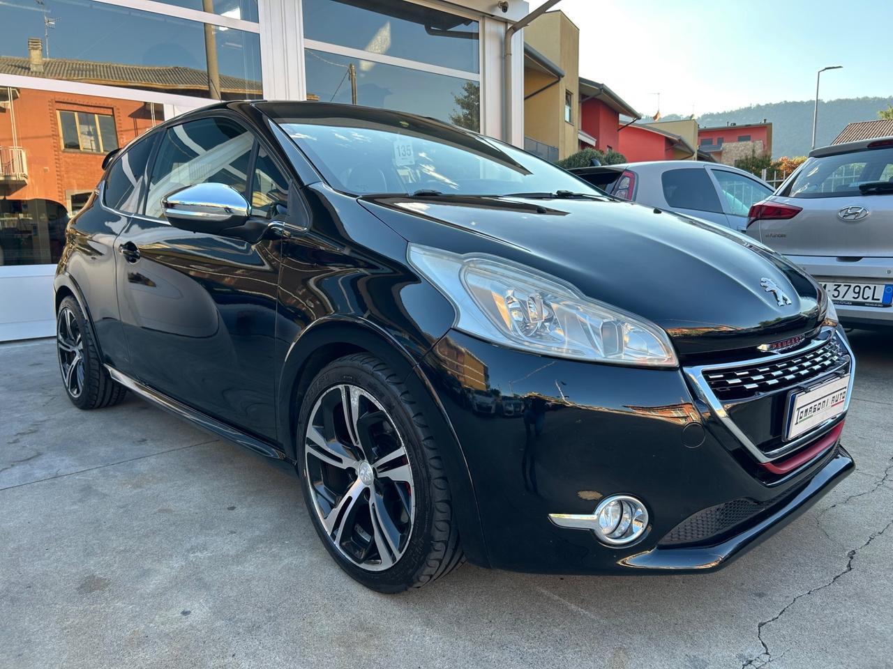 Peugeot 208 1.6 THP 200 CV 3 porte GTi
