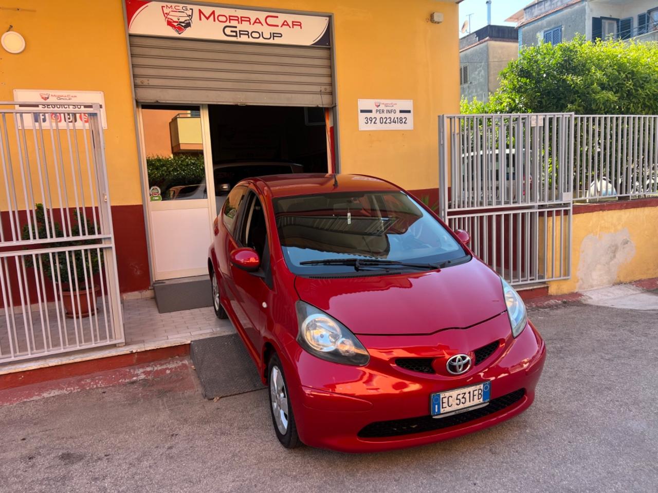 Toyota Aygo 1.0 12V VVT-i 5 porte Sol Connect Red Edition