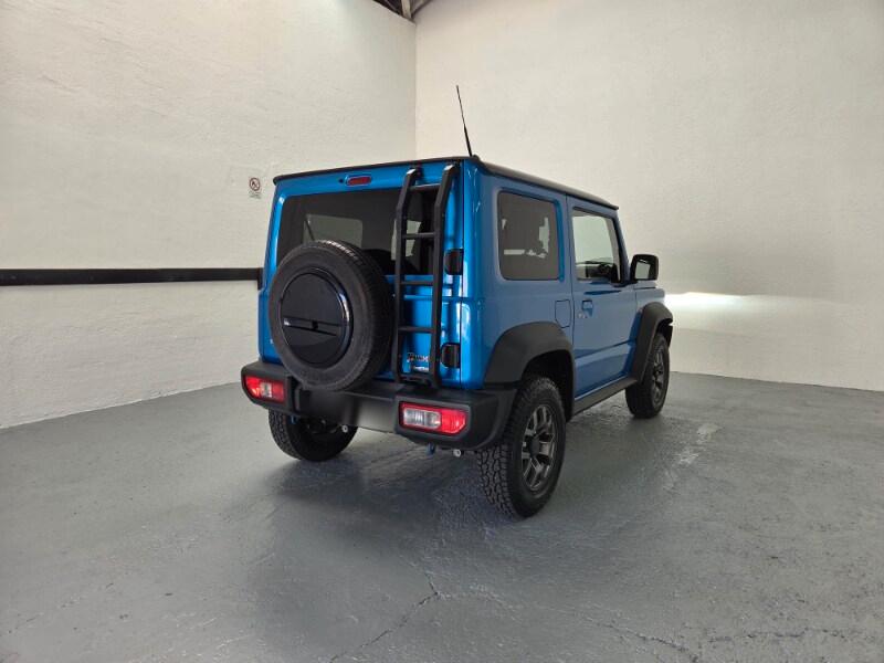 SUZUKI Jimny 4ª serie Jimny 1.5 5MT Top