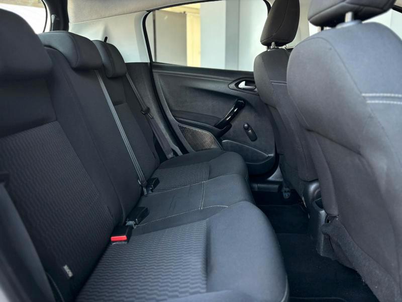 Peugeot 208 5 Porte 208 5p 1.6 bluehdi Style 75cv