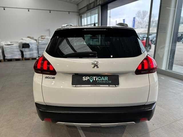 Peugeot 2008 BlueHDi 100 S&S Allure